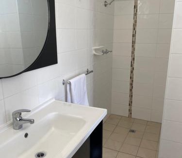 Woolgoolga Hotel | The Seaview Tavern Motel