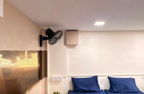 Prabhadevi Hostel | The Second Home
