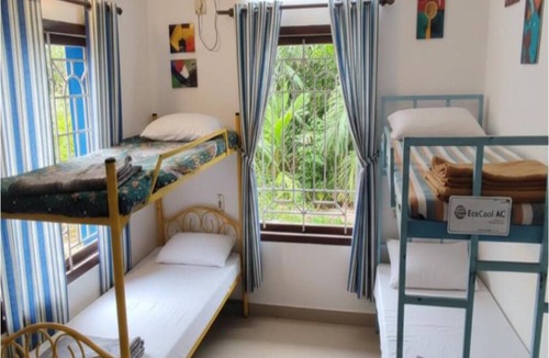 Koyambedu Hostel | The Sheltor