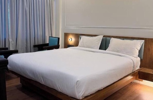 Abu Road Hotel | The Shivanta Inn