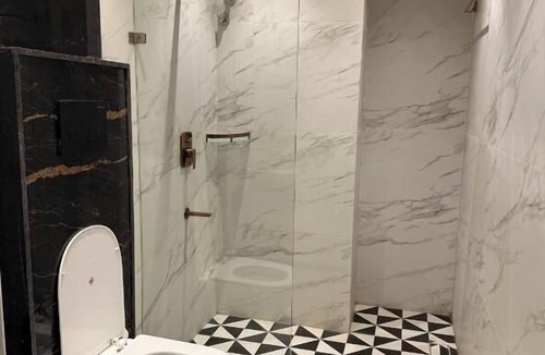 Abu Road Hotel | The Shivanta Inn
