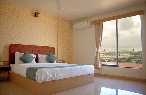 Dwarka Hotel | The Sky Comfort Beach Hotel, Dwarka