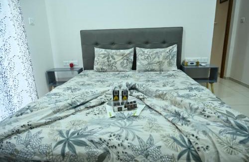 Gandhinagar Apartment | The Skyline Suite
