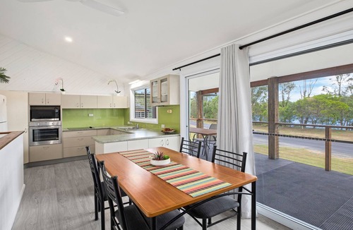 Mylestom Cabin | The Stag: A Tranquil Holiday Home Retreat