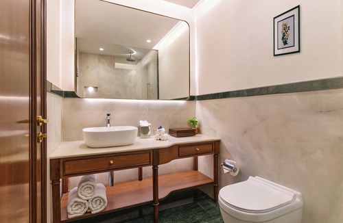 Ahmedabad Hotel | The Ummed Ahmedabad Airport