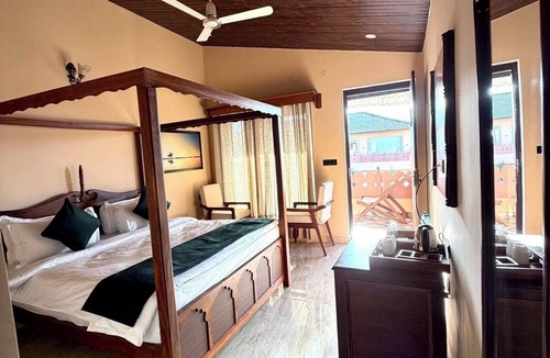 Sawai Madhopur Hotel | The Vanashrya Ranthambore