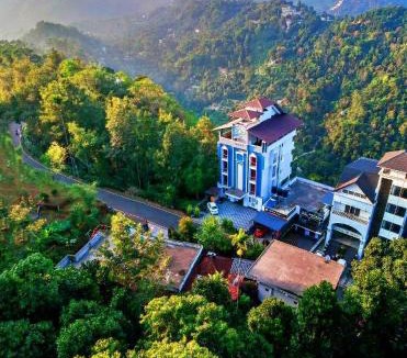 Aadit Hotel | The View Munnar