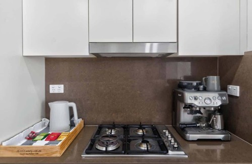 Parramatta CBD Apartment | The Viewpoint | Elegant 2BR Stay with Parking