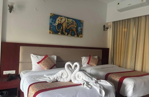 Varanasi Hotel | The Village Lake Resort Varanasi