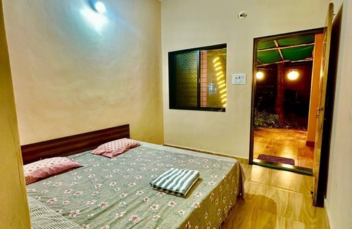 Akshi Hotel | The Village Retreat