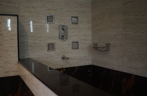Gwalior Hotel | The Vinayak