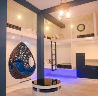 Koregaon Park Hostel | The Voyage - Cafe Hostel CoWork