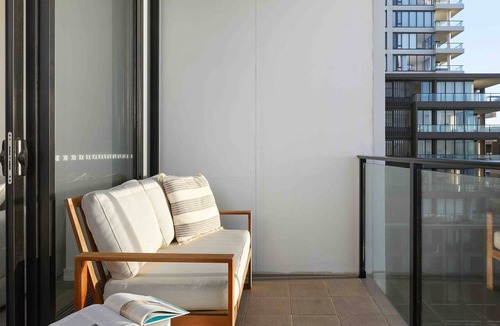 Newcastle Apartment | The Wave - 1 bed option