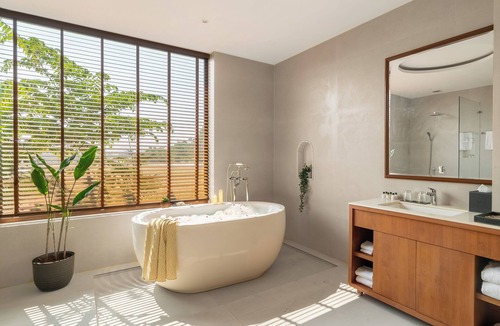 Kadadhe Resort | The White Resort and Spa Pawna
