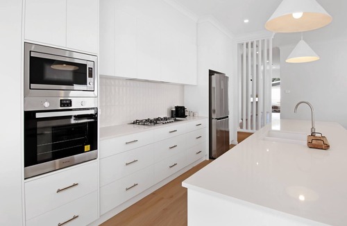 Gobbagombalin House | The Whitehaus - Contemporary Calm, Modern Design