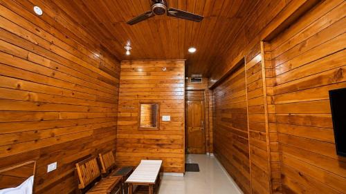 Chakrata Hotel | The Yak House