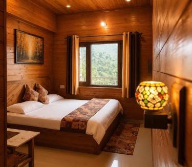 Chakrata Hotel | The Yak House