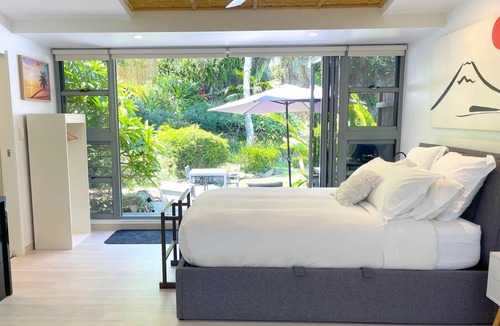 Scotts Head Villa | The Zen Garden Suite - Driftwood Villas Scotts Head