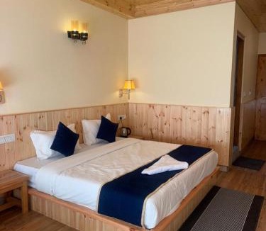 Ghiyagi Hotel | The Zoland