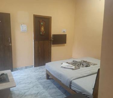 Raipur Hotel | Theglassystay