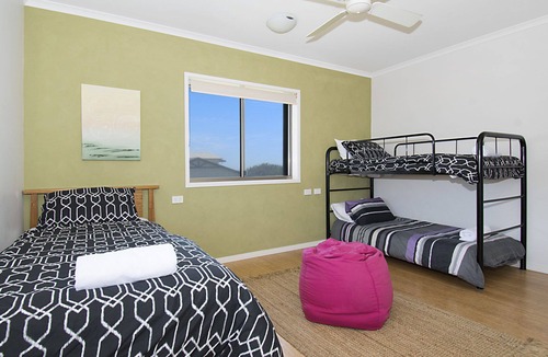 North Creek Apartment | This luxury, beachfront apartment is a magnificent example of beachside living,