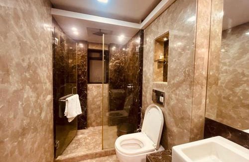 Upper Govind Nagar Hotel | TIM Near NESCO