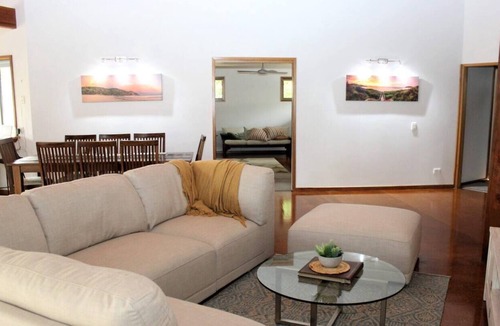 Boomerang Beach House | Timeless house with heated spa pool, walk to beaches.