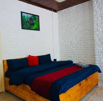 Dhela Resort | TIMLANSH THE ORCHID VIEW BY THE SKY LODGe