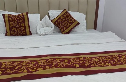 Varanasi Hotel | Tirth Comfort Stay