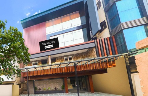 Ranchi House | Townhouse Birsa Railway Stadium Ranchi