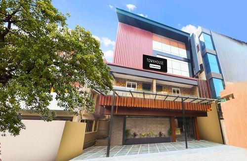 Ranchi House | Townhouse Birsa Railway Stadium Ranchi