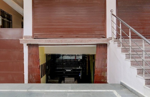 Civil Lines House | Townhouse Central Prayagraj Bus Terminal