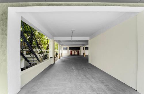 Alwaye Hotel | Townhouse Cochin Airport Formerly Skyluxe