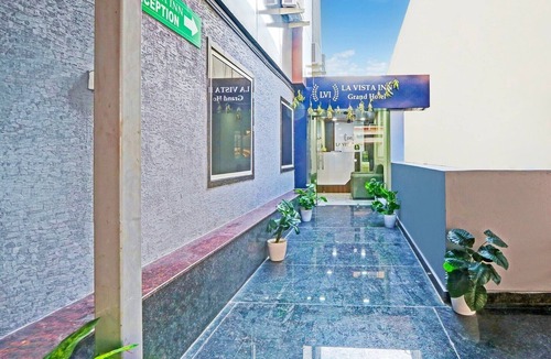 Habsiguda House | Townhouse La Vista Inn Grand Hotel