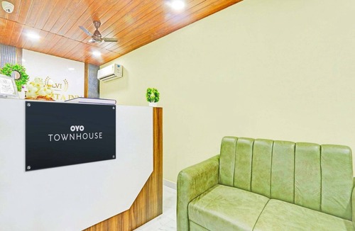 Habsiguda House | Townhouse La Vista Inn Grand Hotel