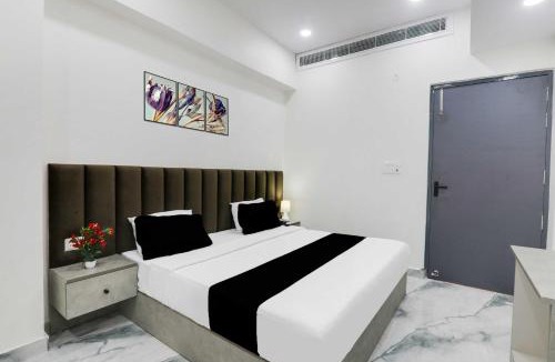 Lucknow Hotel | Townhouse Lucknow Emerald Mall