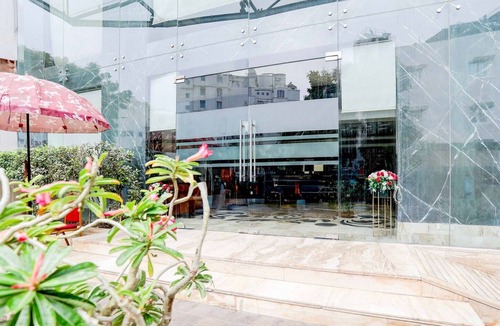 Ahmedabad City Centre House | Townhouse Oak Ahmedabad Junction