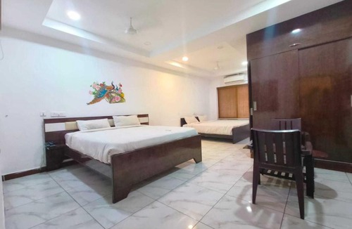 Hyderabad Hotel | Townhouse Oak Chakripuram Near Khusaiguda Bus Stop