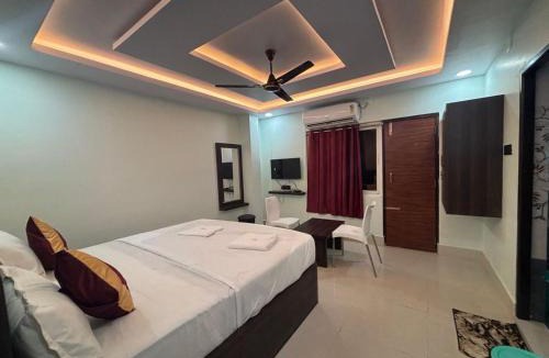 Dudhebavi Hotel | Townhouse Oak Phaltan Formerly Shivjal City