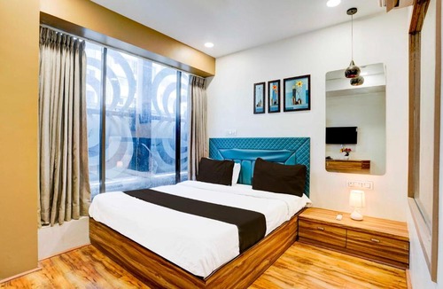 Surat Hotel | Townhouse Tapi Riverview