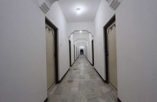 Uttukuli House | Townhouse Tirupur Old Bus Terminal