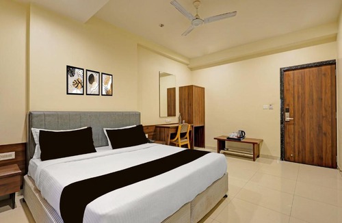 Vadodara Resort | Townhouse Vadodara Railway Station Road Formerly Hotel Raajpath