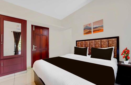 Neyyattinkara Hotel | Townhouse Valiyavila Bus Terminal