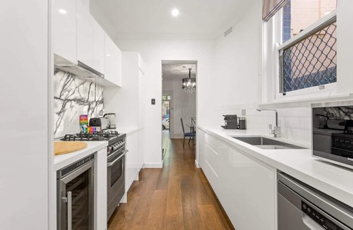 Millers Point Apartment | Traditional 2-Bed Terrace House in Millers Point