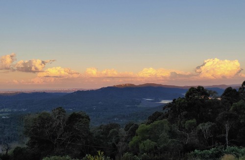 Lower Beechmont Cabin | Tranquil Gold Coast Hinterland 4 berth Tiny Home getaway with views to the coast