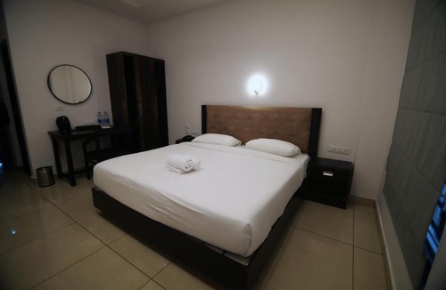 Devikolam Hotel | Travlounge Adimali