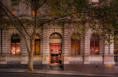 Melbourne Central Business District Apartment | TREASURY on COLLINS Apartment Hotel in Melbourne CBD