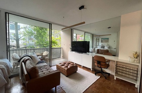 Rushcutters Bay Apartment | Tree-Adorned Studio by the Water