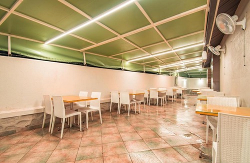 Khatri Park Housing Society Hotel | Treebo Five Elements with Swimming Pool