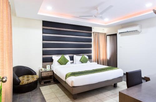 Attapur Hotel | Treebo Fort Club